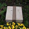 28) Urneneinzel- und Urnendoppelgrabliegestein